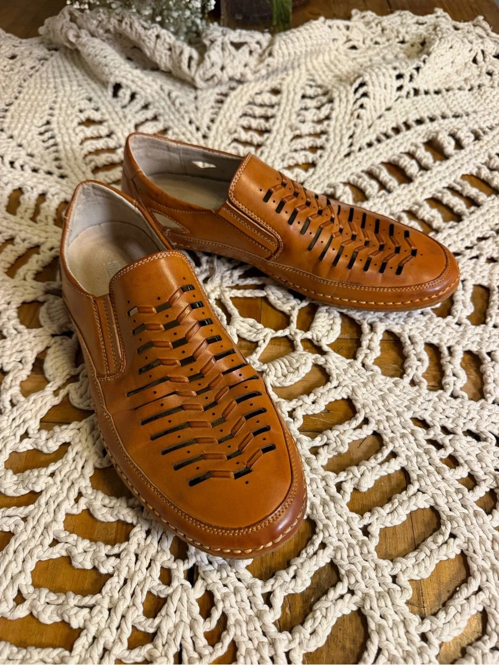 Stacy Adams Naples Mens 10M Brown leather vented Slip On Loafers luxury resort